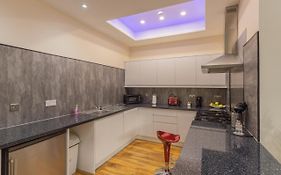 New 3-Bedroom Apartment Close To City Centre