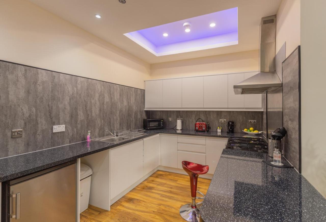 New 3-Bedroom Apartment Close To City Centre EDI Buitenkant foto