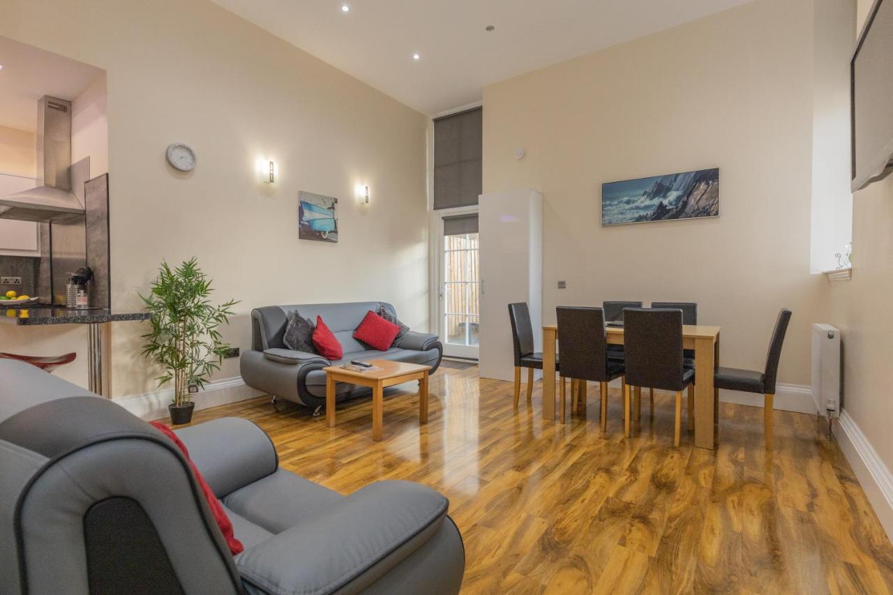 New 3-Bedroom Apartment Close To City Centre EDI Buitenkant foto