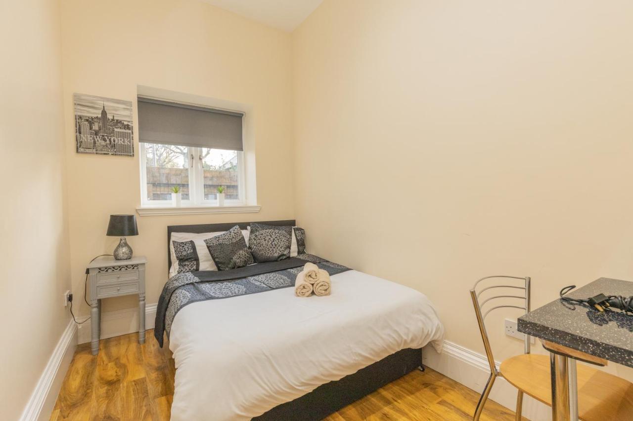 New 3-Bedroom Apartment Close To City Centre EDI Buitenkant foto