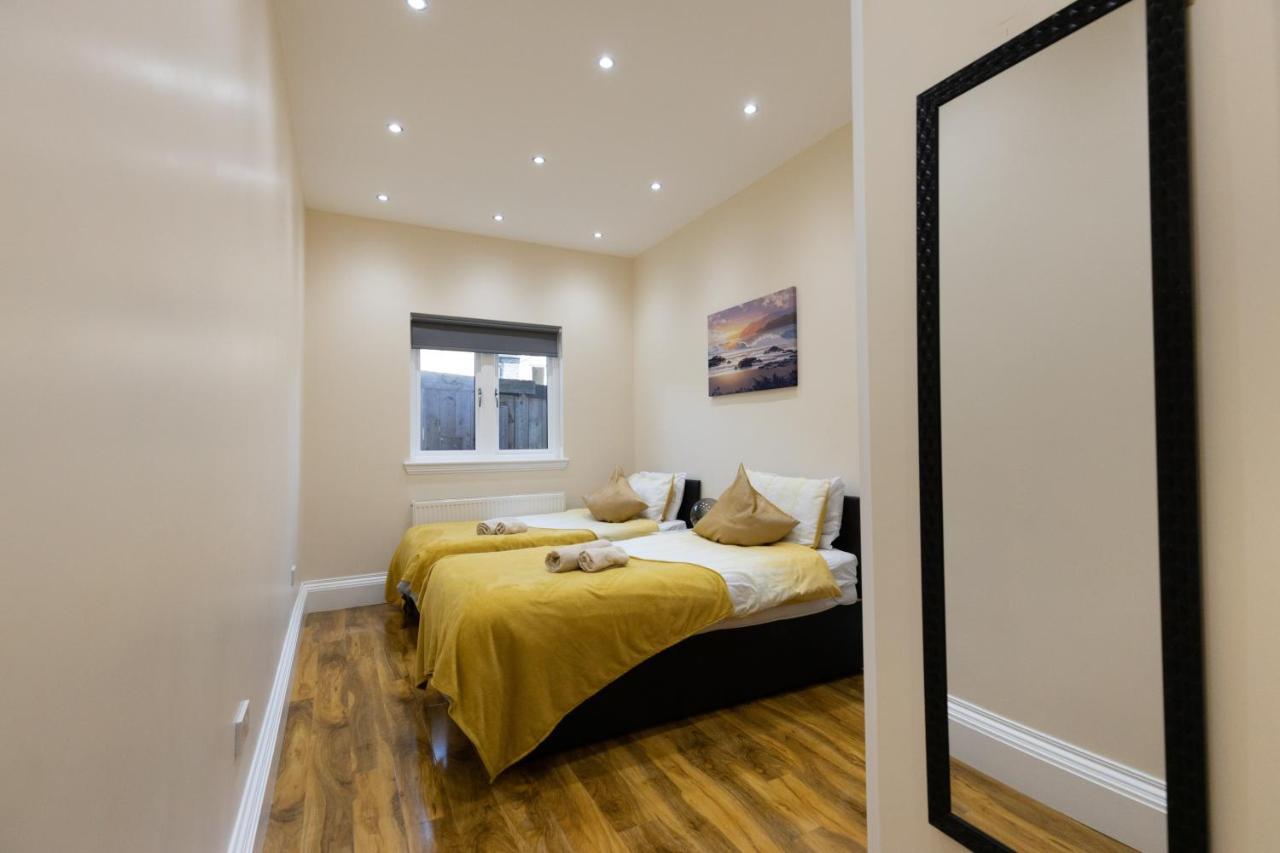 New 3-Bedroom Apartment Close To City Centre EDI Buitenkant foto
