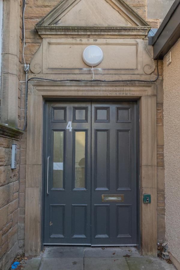 New 3-Bedroom Apartment Close To City Centre EDI Buitenkant foto
