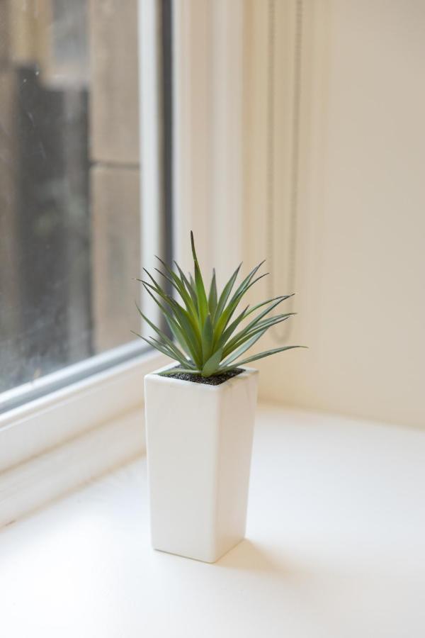 New 3-Bedroom Apartment Close To City Centre EDI Buitenkant foto
