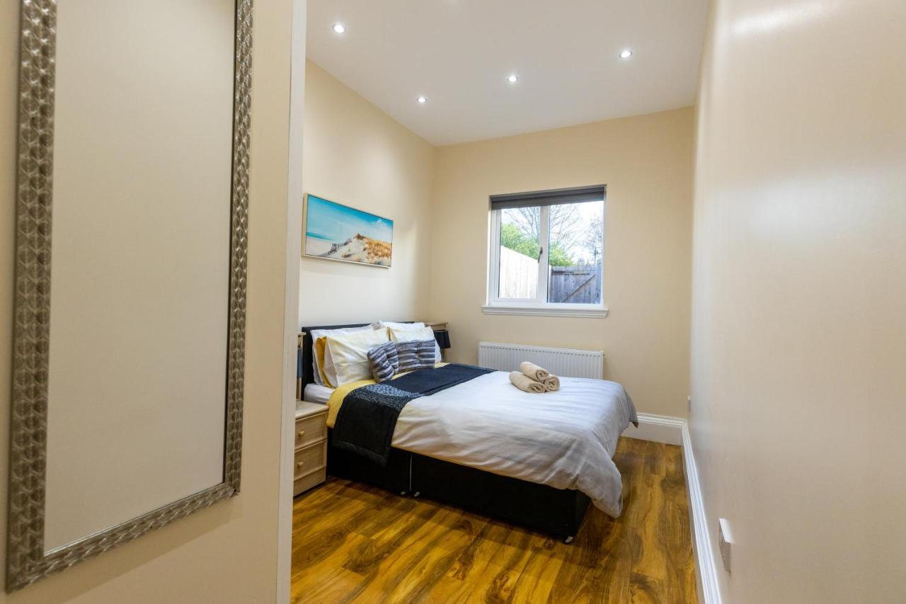 New 3-Bedroom Apartment Close To City Centre EDI Buitenkant foto