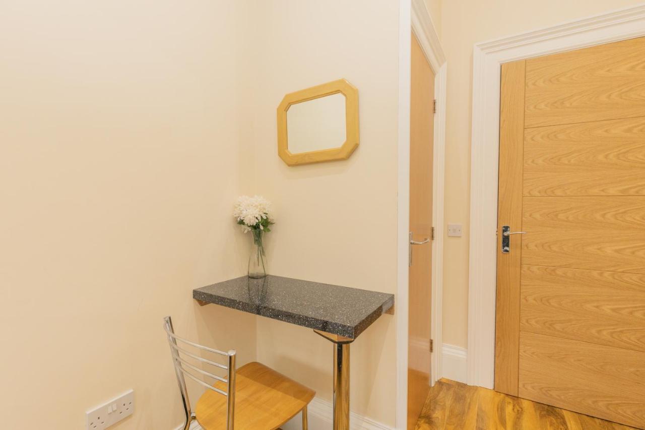 New 3-Bedroom Apartment Close To City Centre EDI Buitenkant foto